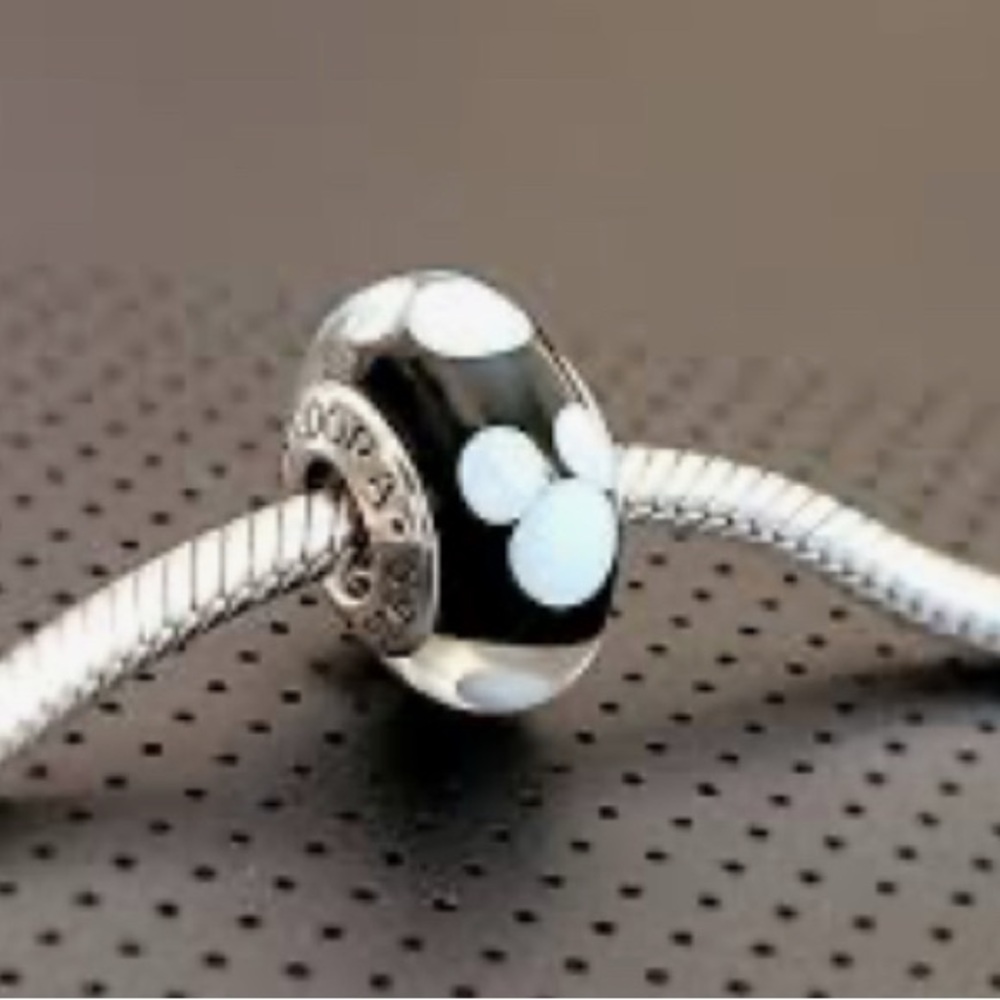 Pandora Mickey Murano Charm-Pre-Owned in Excellent Condition